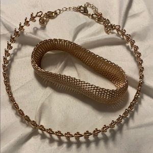 Rose gold choker with bracelet.  Cute!
